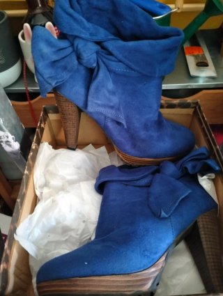 Zapatos de tacón dorados Kylie