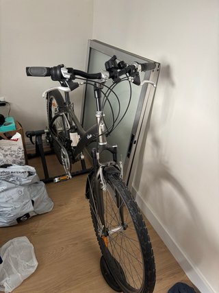 Bicicleta BTWIN gris