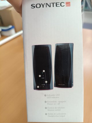Altavoces PC Soyntec Voizze 110 USB Negros