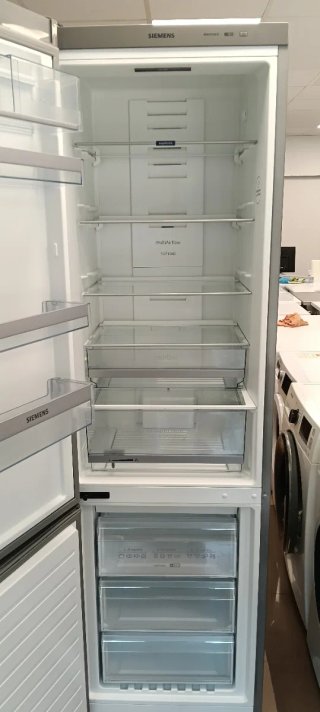 NEVERA COMBI SIEMENS NO FROST ENERGÍA+
