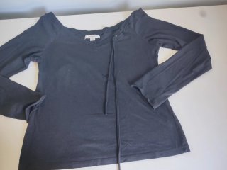 Camiseta Stradivarius Negra.Talla S