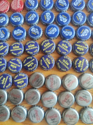 250 chapas para jugar Mundial fútbol