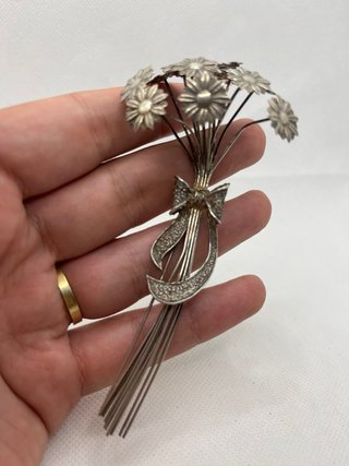 Broche Flores Plata con Diamantes
