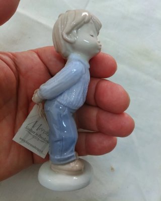 Bimbo bambino in porcellana lucida spagnola Morena