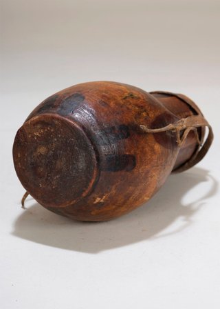 Antiguo recipiente "eburi" Turkana  (Kenia)