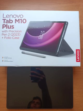 Lenovo Tab M10 Plus di terza generazione