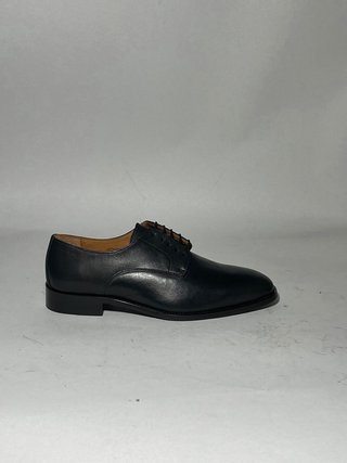 Sapato clássico em pele preto