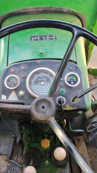 Tractor John Deere Verde 2135