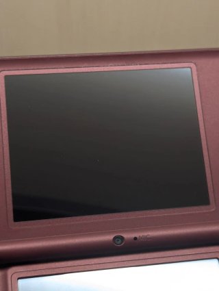 Nintendo DSi XL Bordeaux Originale Custodi