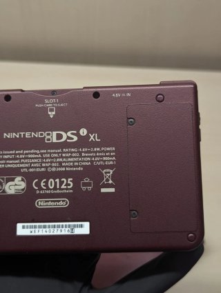 Nintendo DSi XL Bordeaux Originale Custodi