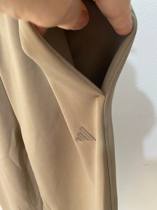 Pantalón Adidas Beige