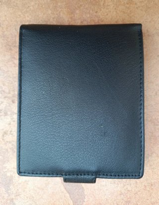 Cartera piel auténtica nueva con etiquetas