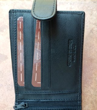 Cartera piel auténtica nueva con etiquetas