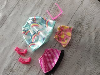 Accesorios Barbie: Ropa y Zapatos