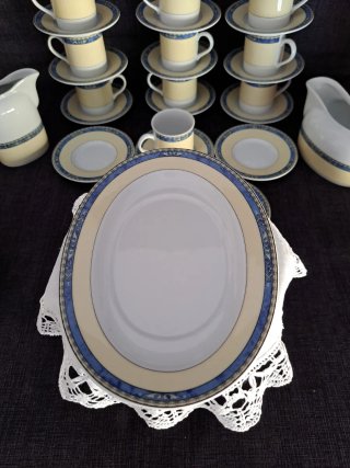 Vajilla Thun "Porcelane fine de Boheme"