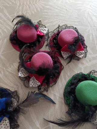 Lote de tocados sombrero Nancy varios colores
