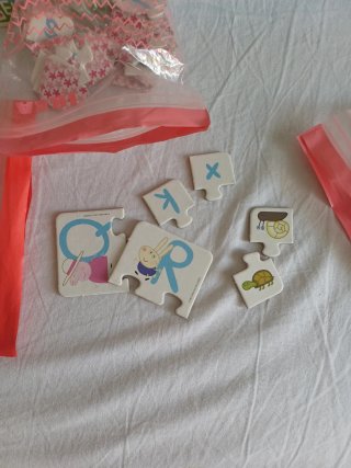 2 Puzzles Peppa Pig: Letras y Números