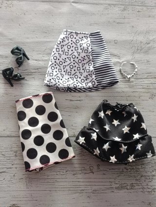 Accesorios Barbie: Ropa y Zapatos