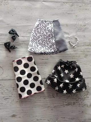 Accesorios Barbie: Ropa y Zapatos