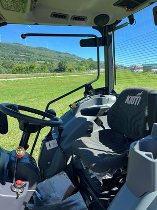 Tractor Kioti DK 6020