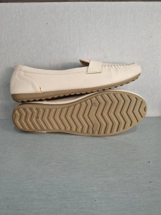 Mocasines beige talla 37-41 nuevos