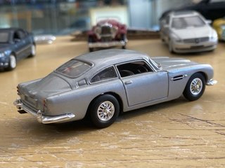 Aston Martin 1950 Scala 1:43 no box