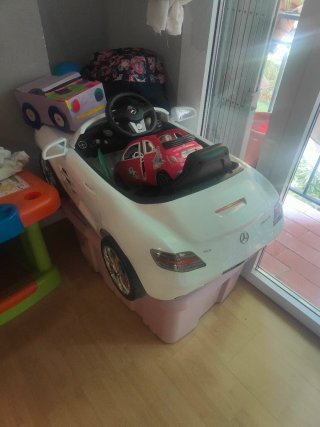 Coche eléctrico infantil Mercedes SLS