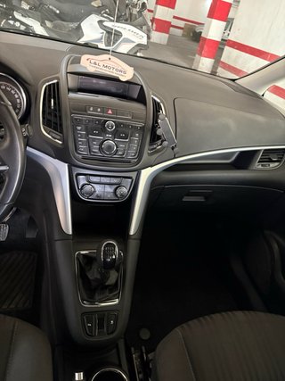 Opel Zafira Tourer 2014