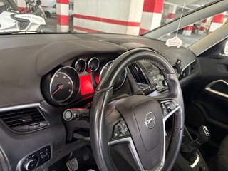Opel Zafira Tourer 2014