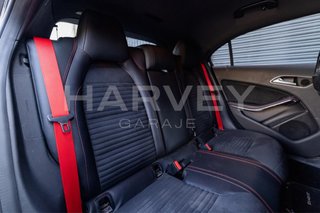 Mercedes-Benz A45 AMG 4MATIC