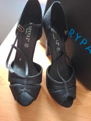 Sandalias Marypaz Tacón Alto Negras Talla 40
