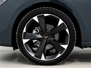 CUPRA Leon 2025