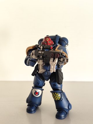 W40K JoyToy Ultramarines Ω Sargento Castor