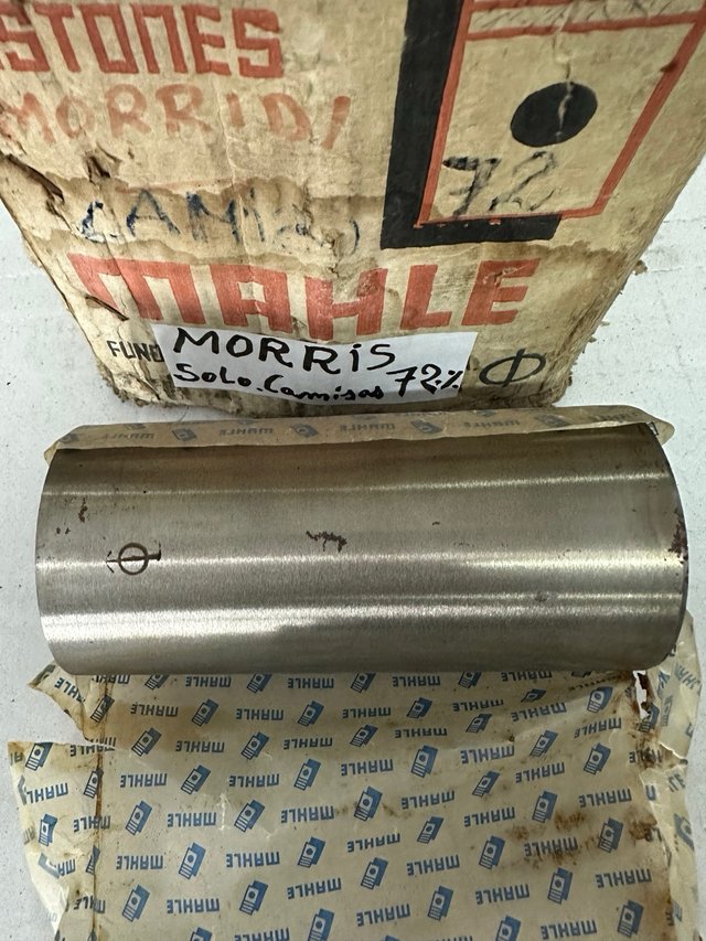 Soportes Carburador SEAT 600/850 (Unidad) y camisa