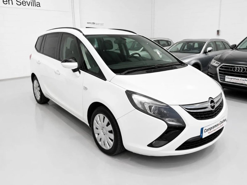 Opel Zafira 2014, foto 3