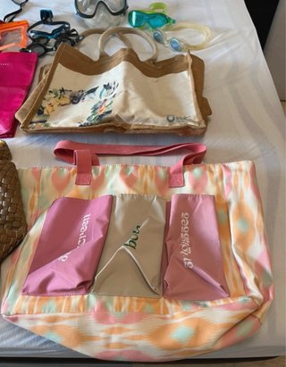 Lote Bolsas de Playa y Accesorios