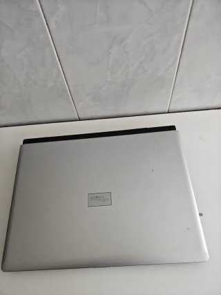 Regalo si compras cargador ordenador y móvil pieza
