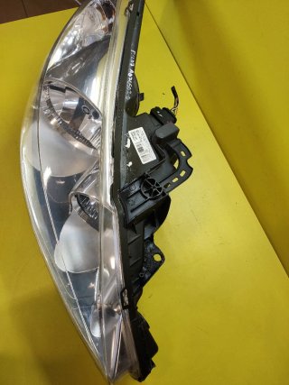 FARO DELANTERO DERECHO PEUGEOT 207