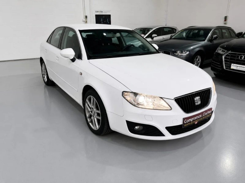 SEAT Exeo 2.0 TDI CR Style 2011, foto 2