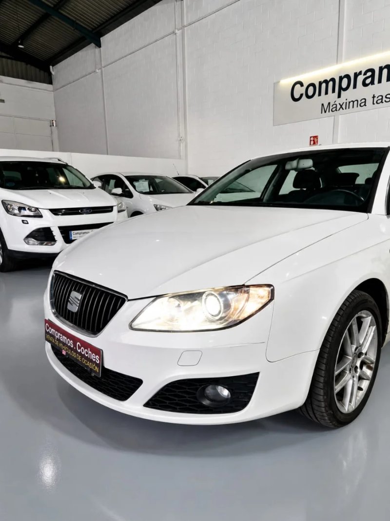SEAT Exeo 2.0 TDI CR Style 2011, foto 4