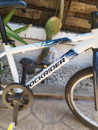Bicicleta Infantil Decathlon 20 pulgadas muy nueva