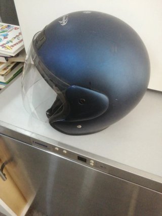 Casco de moto negro