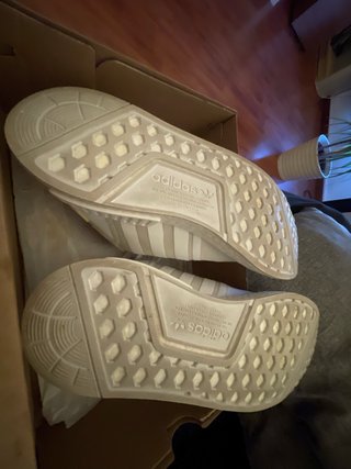 Adidas NMD_R1 Talla 44 Blancas (descatalogadas)