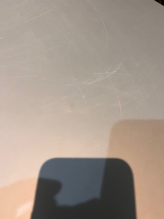 Mesa de madera gris