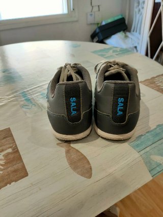 Adidas Sala Talla 44 Seminuevas
