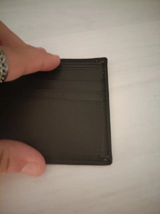 Cartera negra sin usar marca lyco