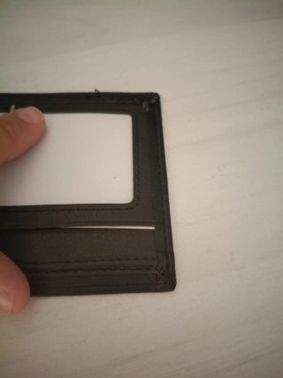 Cartera negra sin usar marca lyco