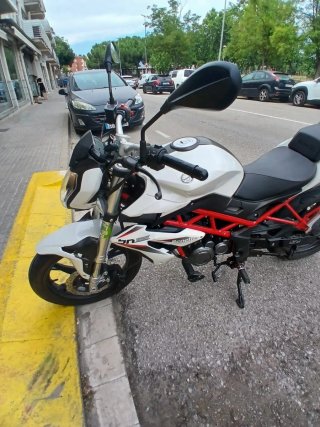 Benelli BN125 - Buen estado
