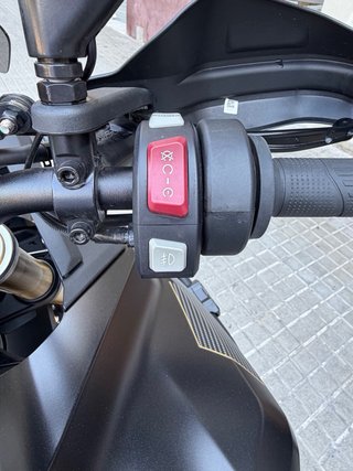 Vogue 900 DSX Adventure black Night A2 Negra