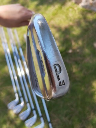 Set de palos de golf para zurdos